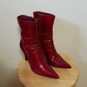 bandolino red boots